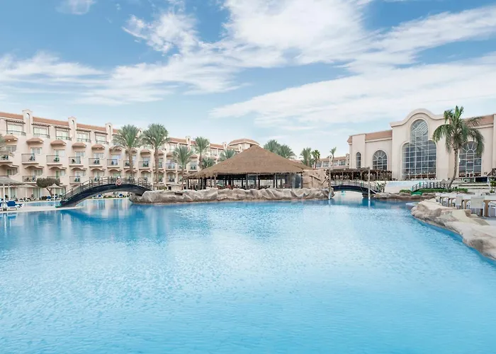 Pyramisa Sahl Hasheesh 5*