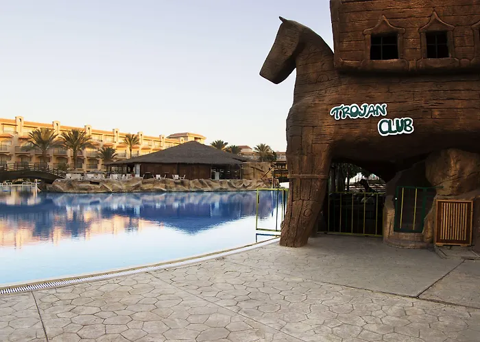 Pyramisa Sahl Hasheesh Üdülőközpont Gurdaka