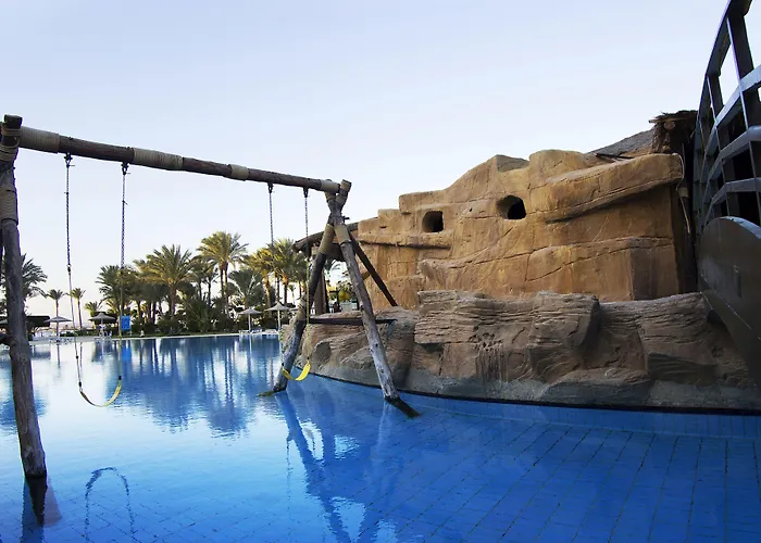Pyramisa Sahl Hasheesh Üdülőközpont 5*