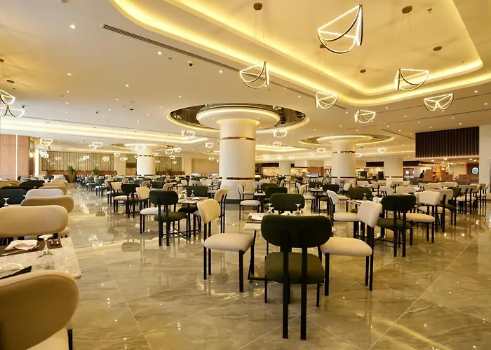 بيراميزا بيتش ريزورت - سهل حشيش 5* الغردقة